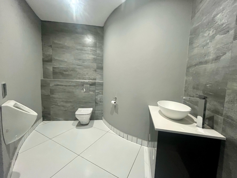 5 Bedroom Property for Sale in Cashan North West